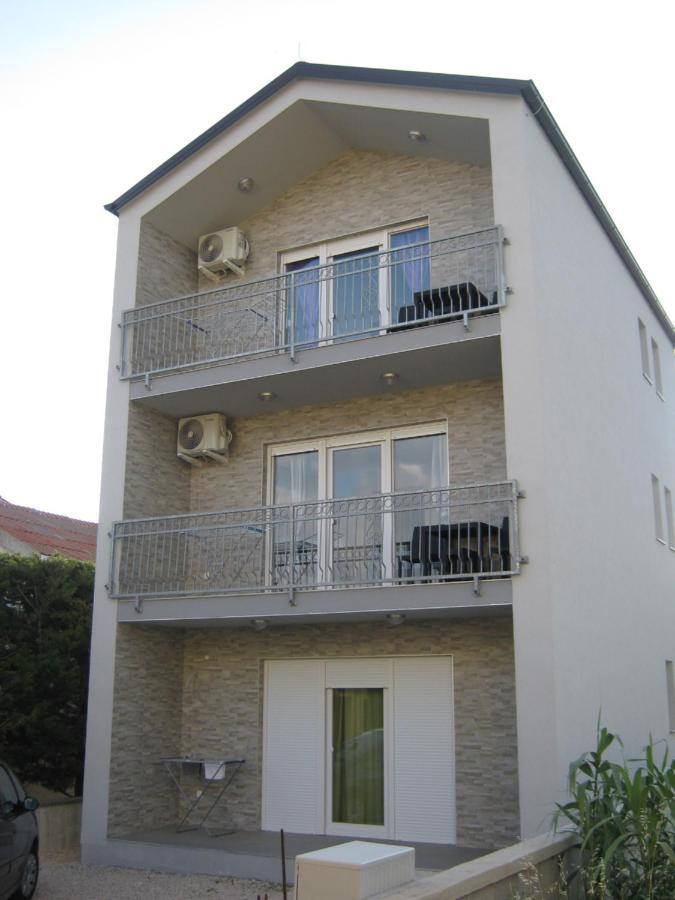 Apartmani Rebecca Vir Kültér fotó