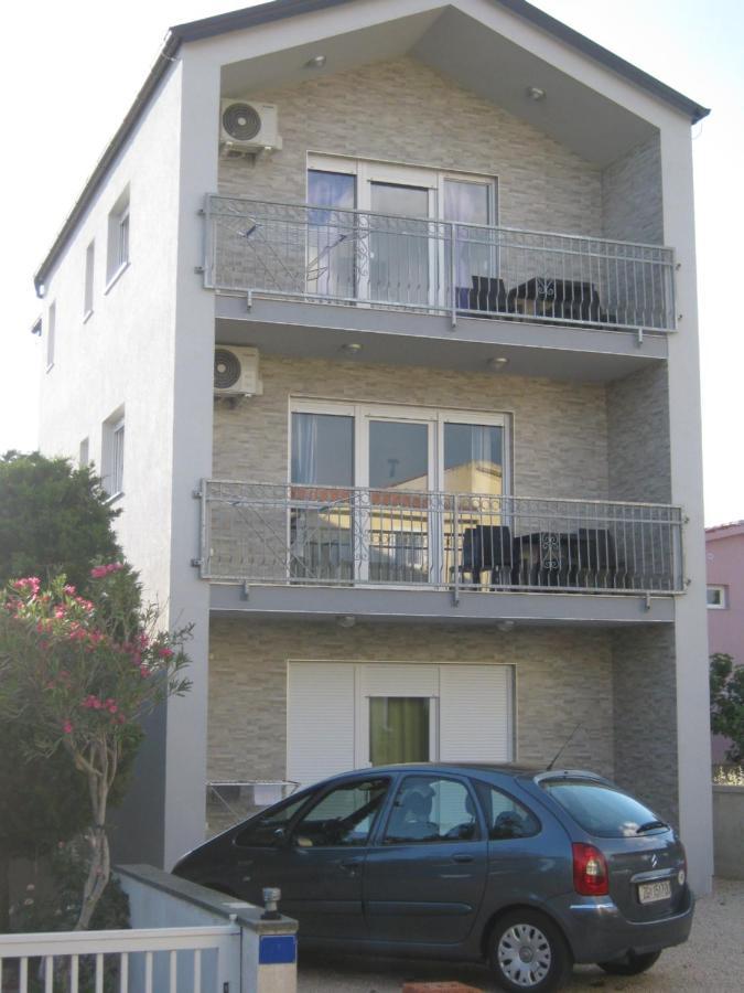 Apartmani Rebecca Vir Kültér fotó