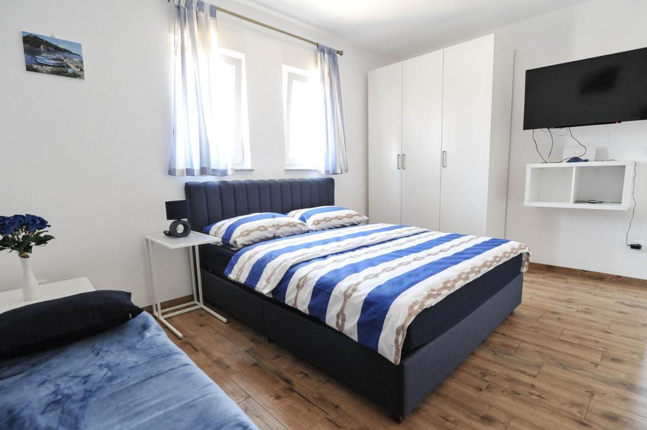 Apartmani Rebecca Vir Kültér fotó