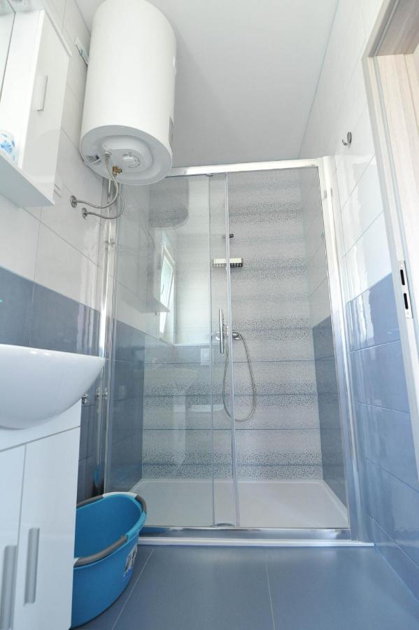 Apartmani Rebecca Vir Kültér fotó