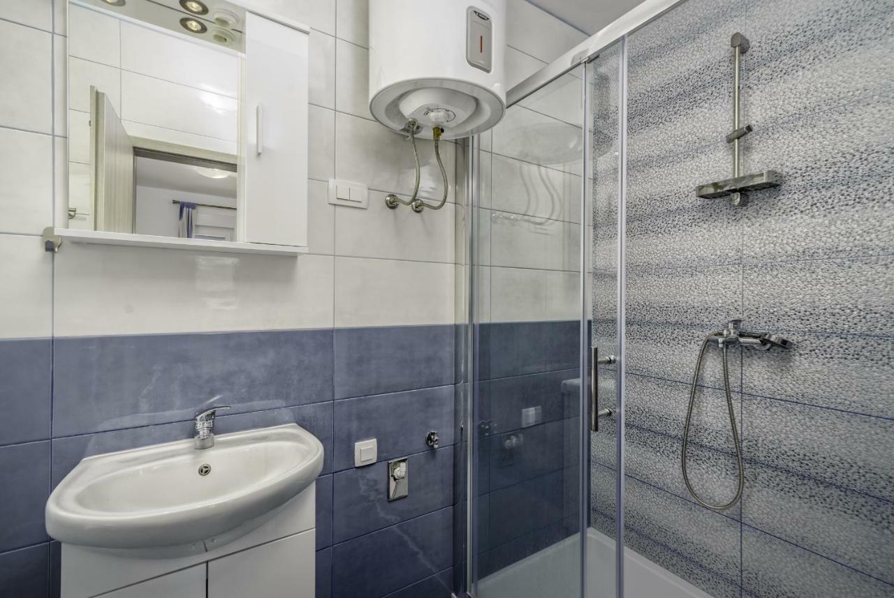 Apartmani Rebecca Vir Kültér fotó